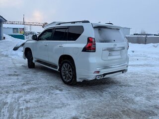 2018 Toyota Land Cruiser Prado 150 Series Рестайлинг 2, белый, 4950000 рублей, вид 5