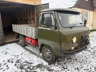 2015 УАЗ 3303, зелёный, 600000 рублей, вид 2