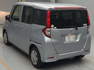 2021 Toyota Roomy I Рестайлинг, серебристый, 750000 рублей, вид 4