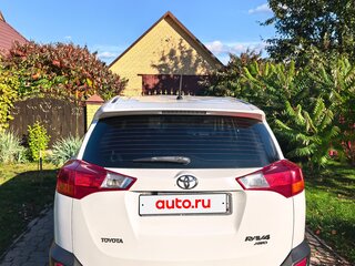 2014 Toyota RAV4 IV (XA40), белый, 1850000 рублей, вид 4