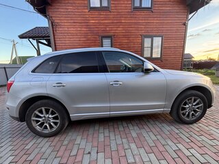 2010 Audi Q5 8tiptronic I (8R), серебристый, 900000 рублей, вид 2