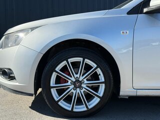 2011 Chevrolet Cruze I, серебристый, 599000 рублей, вид 5