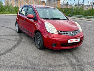 2008 Nissan Note I, красный, 685000 рублей, вид 4