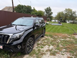 2015 Toyota Land Cruiser Prado 150 Series Рестайлинг 1, чёрный, 4000000 рублей, вид 1