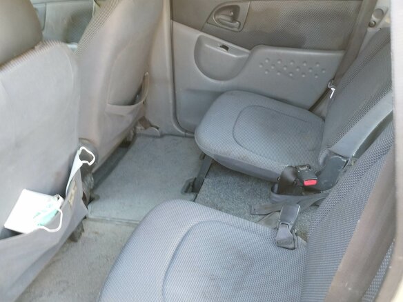 2000 Toyota FunCargo, золотистый, 210000 рублей - вид 15