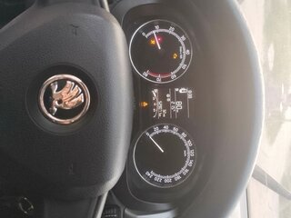 2018 Skoda Rapid I Рестайлинг, белый, 420000 рублей, вид 5