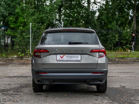 2020 Skoda Karoq I, коричневый, 1933000 рублей, вид 4