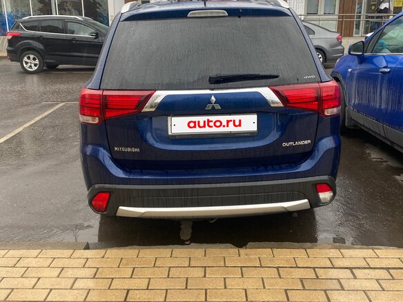 2015 Mitsubishi Outlander III Рестайлинг 2, синий, 1550000 рублей - вид 3