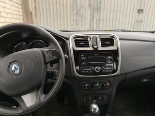 2018 Renault Logan II, бежевый, 900000 рублей, вид 4