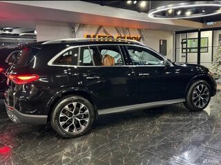 2025 Mercedes-Benz GLC 260 L II (X254), чёрный, 6700000 рублей, вид 4