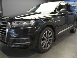 2017 Audi Q7 II (4M), чёрный, 3947000 рублей, вид 1
