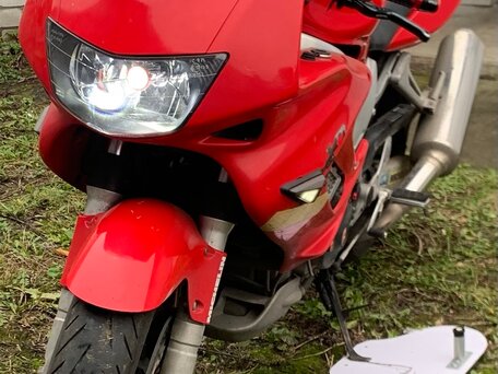 1997 Honda VTR 1000, красный, 300000 рублей, вид 1