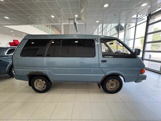 1989 Nissan Largo II (GC22), синий, 319900 рублей, вид 3