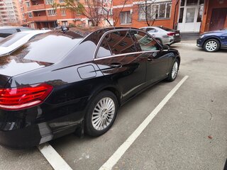 2013 Mercedes-Benz E-Класс 200 IV (W212, S212, C207) Рестайлинг, чёрный, 2000000 рублей, вид 5