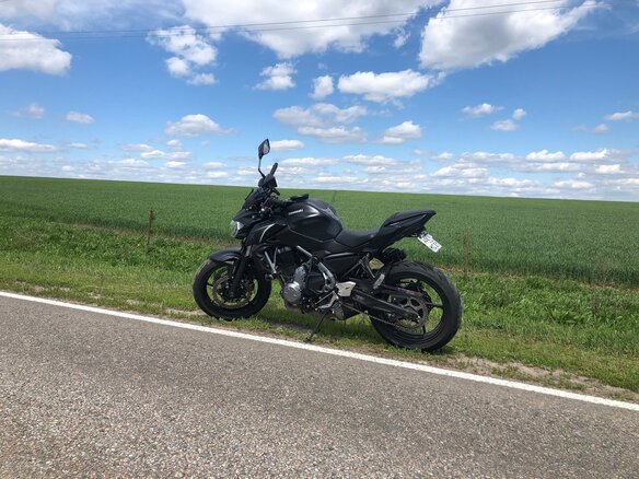 2017 Kawasaki Z 650, чёрный, 680000 рублей - вид 7