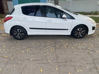 2011 Peugeot 308 I Рестайлинг, белый, 450000 рублей, вид 1