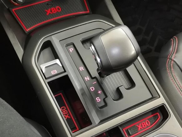2018 FAW Besturn X80 I, чёрный, 1550000 рублей - вид 1