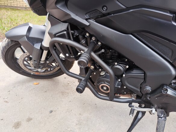 2019 Bajaj Dominar 400, чёрный - вид 4