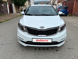 2016 Kia Rio III Рестайлинг, белый, 1050000 рублей, вид 1