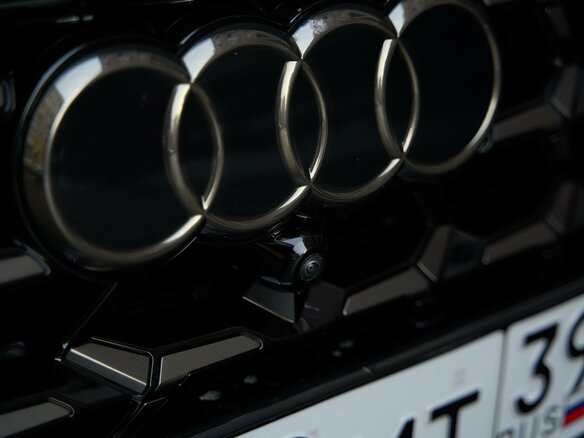 2024 Audi Q6 50 TFSI, серый, 7210000 рублей - вид 16