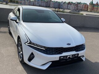 2020 Kia K5 III, белый, 2600000 рублей, вид 4