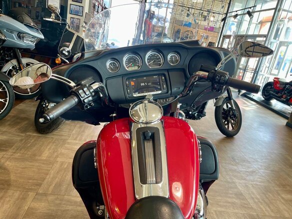 2014 Harley-Davidson Ultra Limited, красный, 1250000 рублей - вид 9