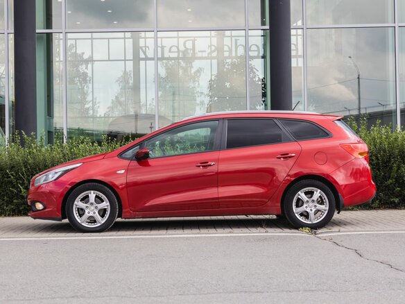 2013 Kia Ceed II, красный, 800000 рублей - вид 6