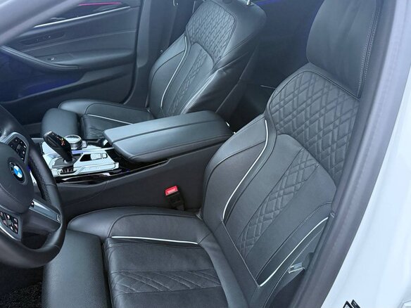2020 BMW 5 серии 523d xDrive VII (G30/G31/G38) Рестайлинг, белый, 5490000 рублей - вид 24