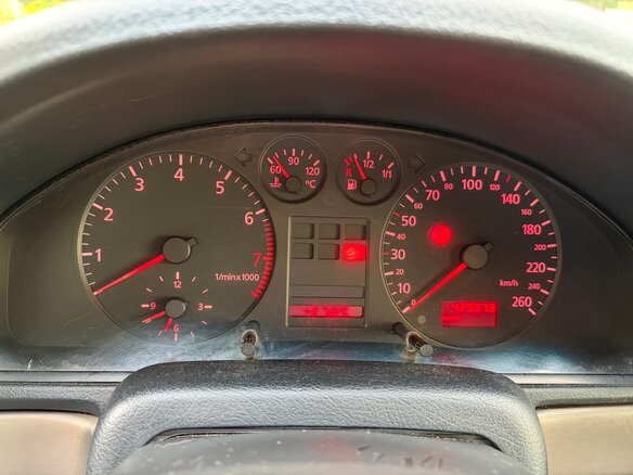 1999 Audi A4 I (B5) Рестайлинг, чёрный, 260000 рублей - вид 6