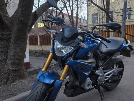 2018 BMW G 310 R, синий, 320000 рублей, вид 2