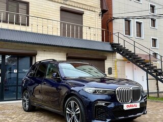 2020 BMW X7 40i I (G07), синий, 8990000 рублей, вид 2