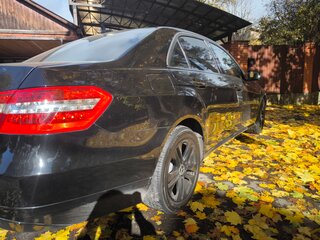 2011 Mercedes-Benz E-Класс 200 7G-Tronic IV (W212, S212, C207), чёрный, 1250000 рублей, вид 5