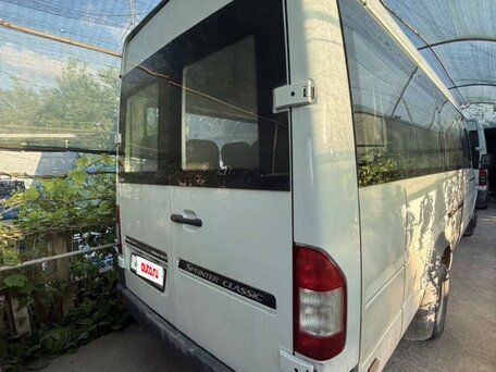 2016 Mercedes-Benz Sprinter Classic, белый, 1600000 рублей, вид 2
