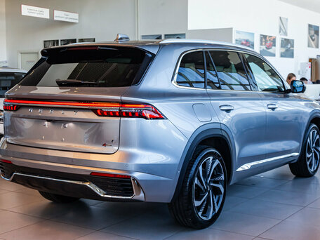 2024 Geely Monjaro I, серый, 4889990 рублей, вид 5