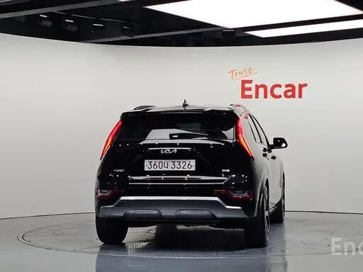 2023 Kia Niro II, чёрный, 1280000 рублей - вид 3