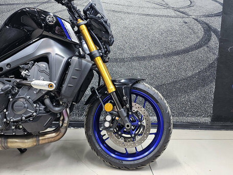 2021 Yamaha MT-09 (FZ-09), чёрный, 1069000 рублей, вид 2