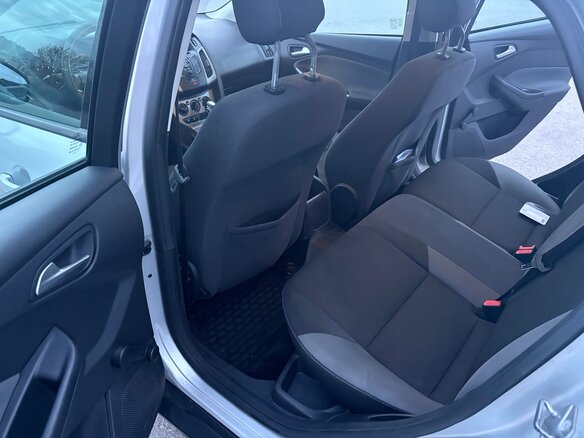 2011 Ford Focus III, серебристый, 700000 рублей - вид 11