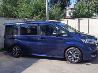 2019 Honda Stepwgn Spada V Рестайлинг, синий, 2350000 рублей, вид 2