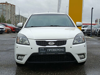 2011 Kia Rio II Рестайлинг, белый, 645000 рублей, вид 2
