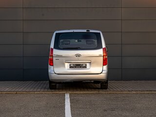 2010 Hyundai Grand Starex I, серый, 1995000 рублей, вид 5