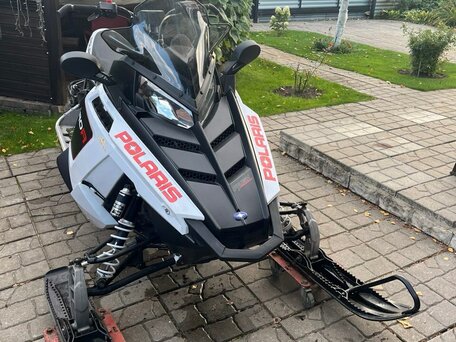 2010 Polaris 600 Rush, белый, 650000 рублей, вид 2