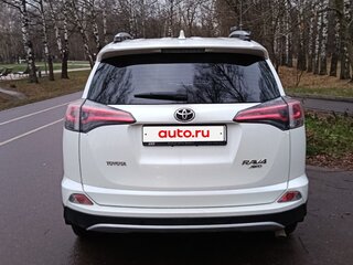 2016 Toyota RAV4 IV (XA40) Рестайлинг, белый, 2500000 рублей, вид 5