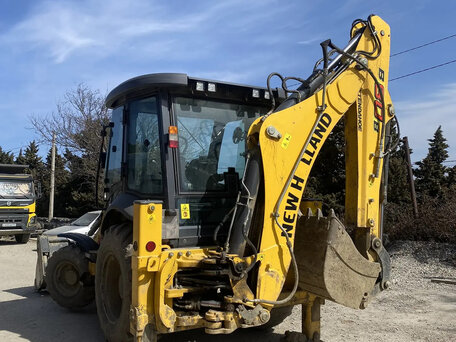 2021 New Holland B80B, 5000000 рублей, вид 5