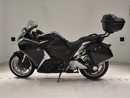 2011 Honda VFR 1200, чёрный, 780000 рублей, вид 5