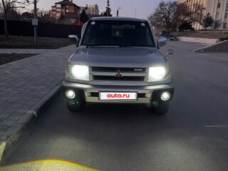 1998 Mitsubishi Pajero iO, серебристый, 550000 рублей, вид 3