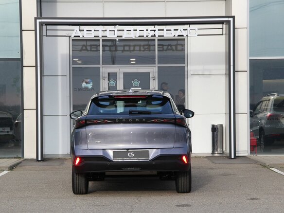 2026 Omoda C5 II, серый, 2779000 рублей - вид 6
