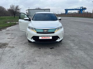 2017 Toyota Harrier III (XU60) Рестайлинг, белый, 2500000 рублей, вид 5