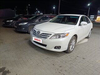 2010 Toyota Camry VI (XV40) Рестайлинг, белый, 900000 рублей, вид 2