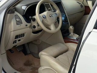 2013 Infiniti QX70, белый, 1785000 рублей, вид 5