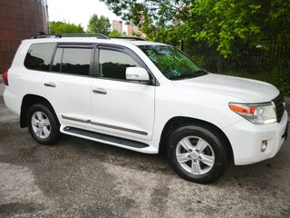 2014 Toyota Land Cruiser 200 Series Рестайлинг 1, белый, 2500000 рублей, вид 2